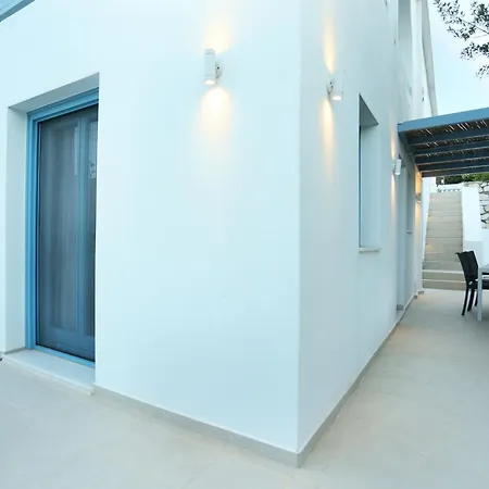 E & I Lefkes Paros * Lefkes (Paros)