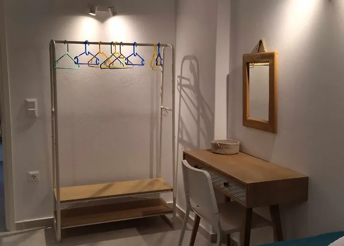 E & I Lefkes Paros アパート レフケス